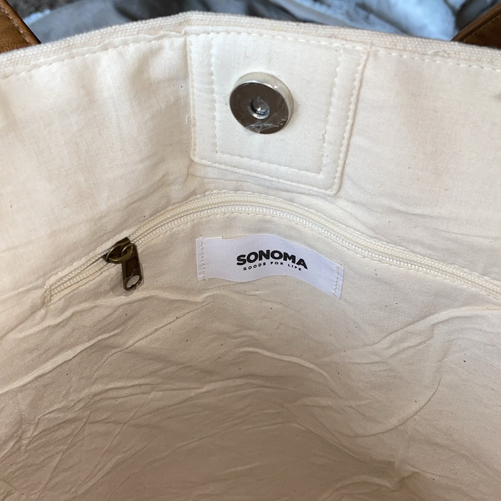 SONOMA WOVEN GOLD METALLIC TOTE WITH FAUX LEATHER HANDLES - Picture 5 of 11
